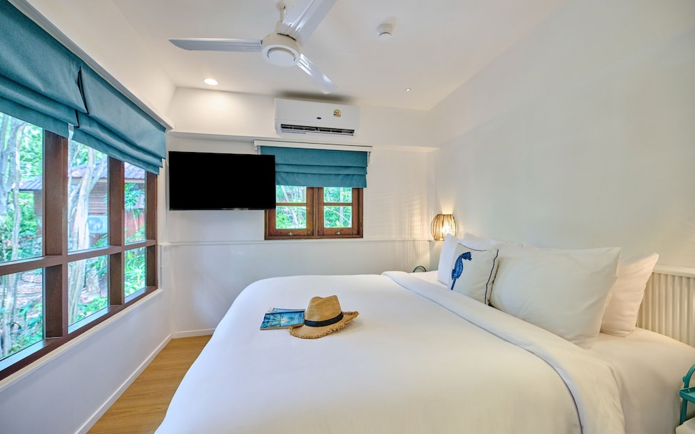 Coral Hut Quad (Two-Bedroom Bungalow) - Photo 15