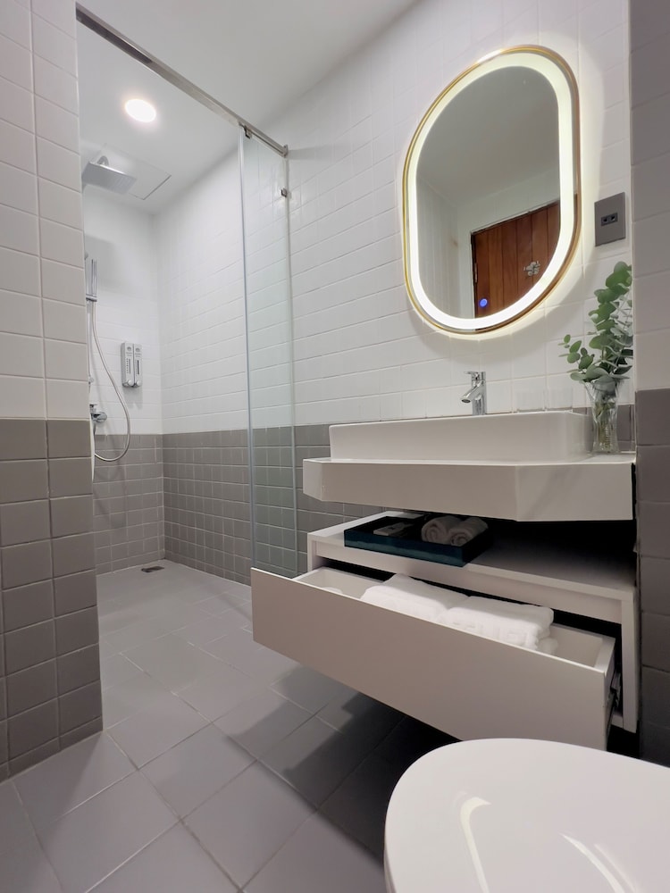 Executive Double Room, City View - Photo 3