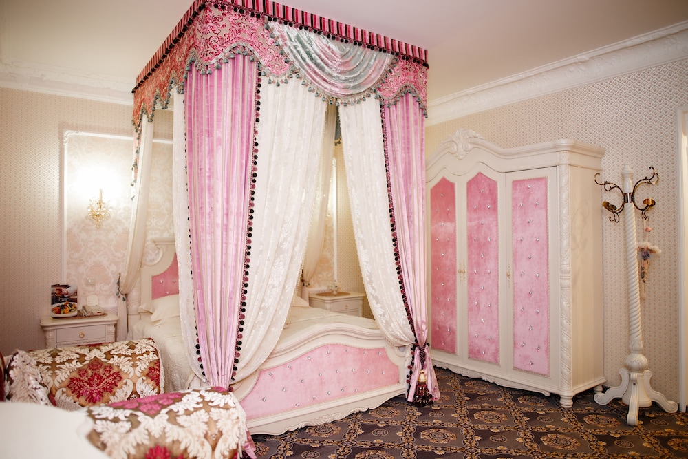 Luxury Suite photo 3