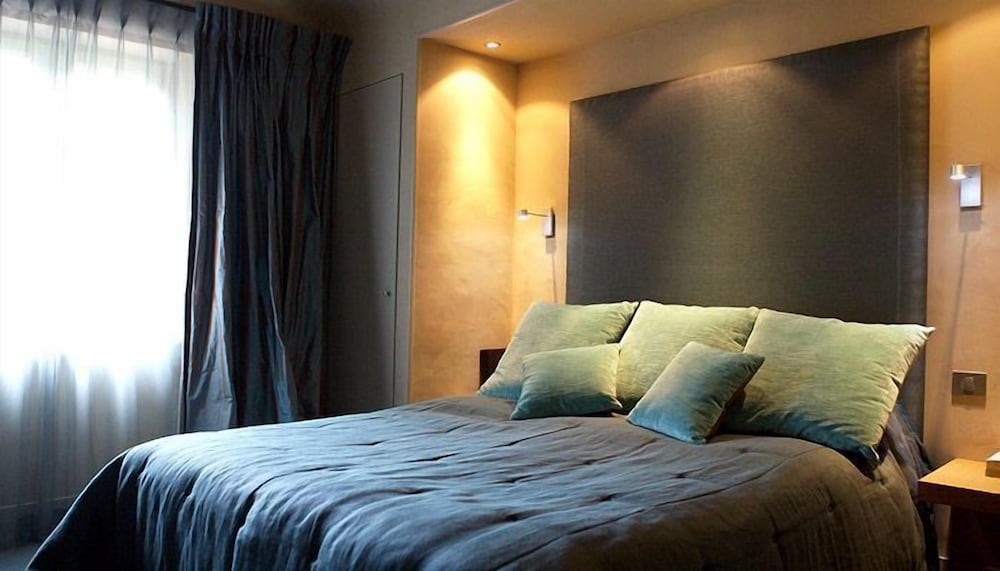 Classic Room, 1 Queen Bed photo 1