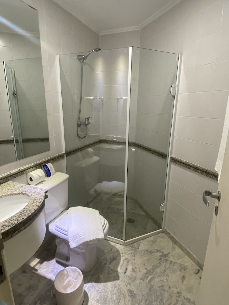 Executive Apartment - Photo 10