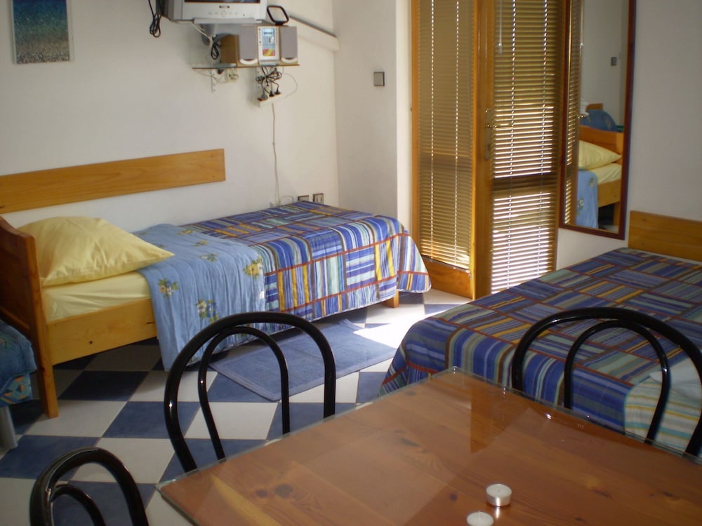 Studio (Jadranka - 200 m from sea - SA6(3)) photo 1