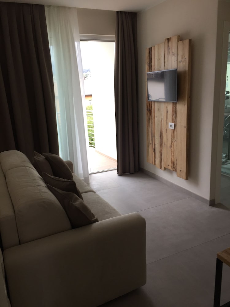 Deluxe Quadruple Room, 2 Bedrooms