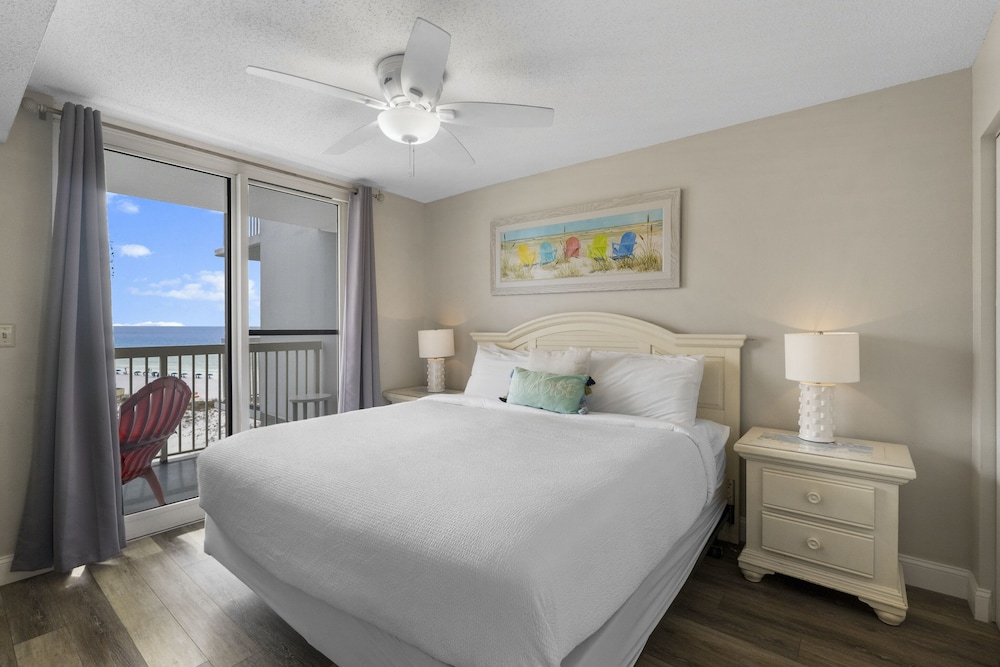 Condo, 2 Bedrooms, Beach View (Pelican 613) photo 3