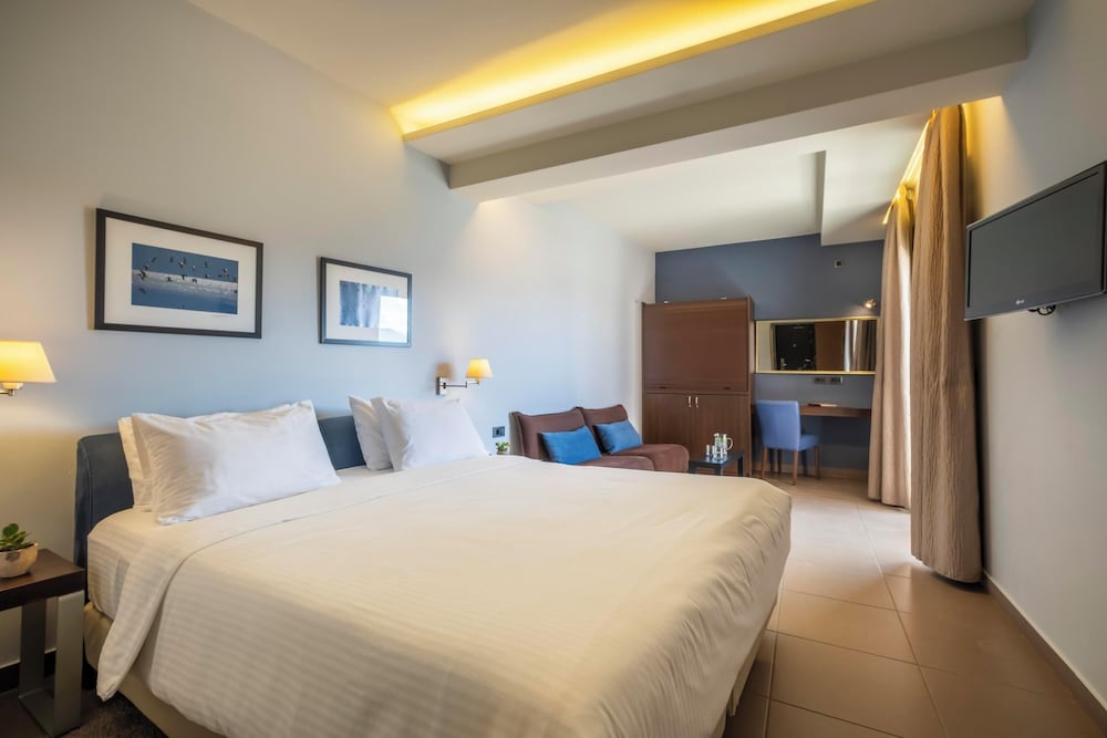 Deluxe Double Room with Old Town and Sea View 30m²