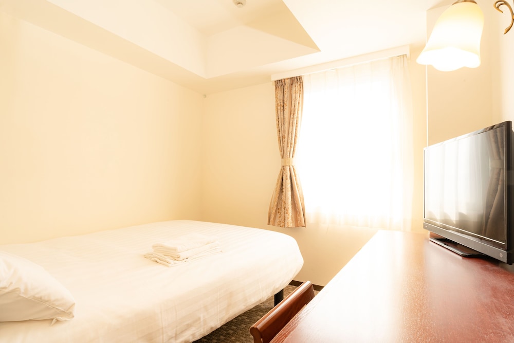 Double Room, Smoking