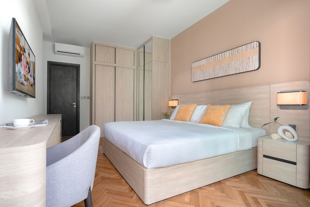 3-bedroom Executive Apartment