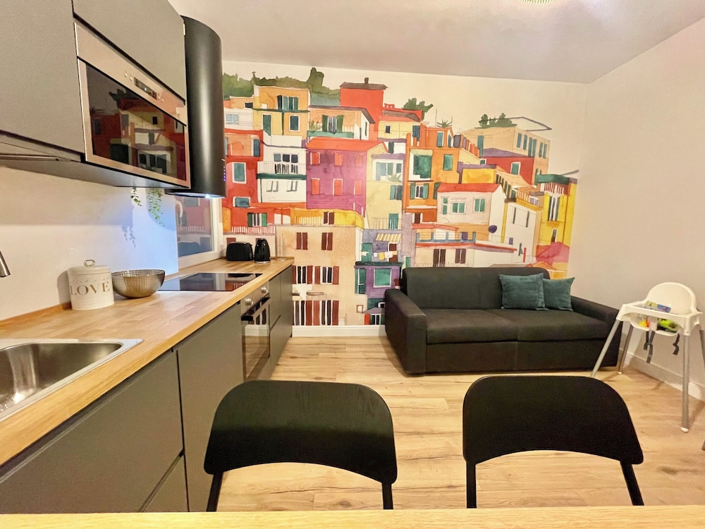 Family Apartment photo 1