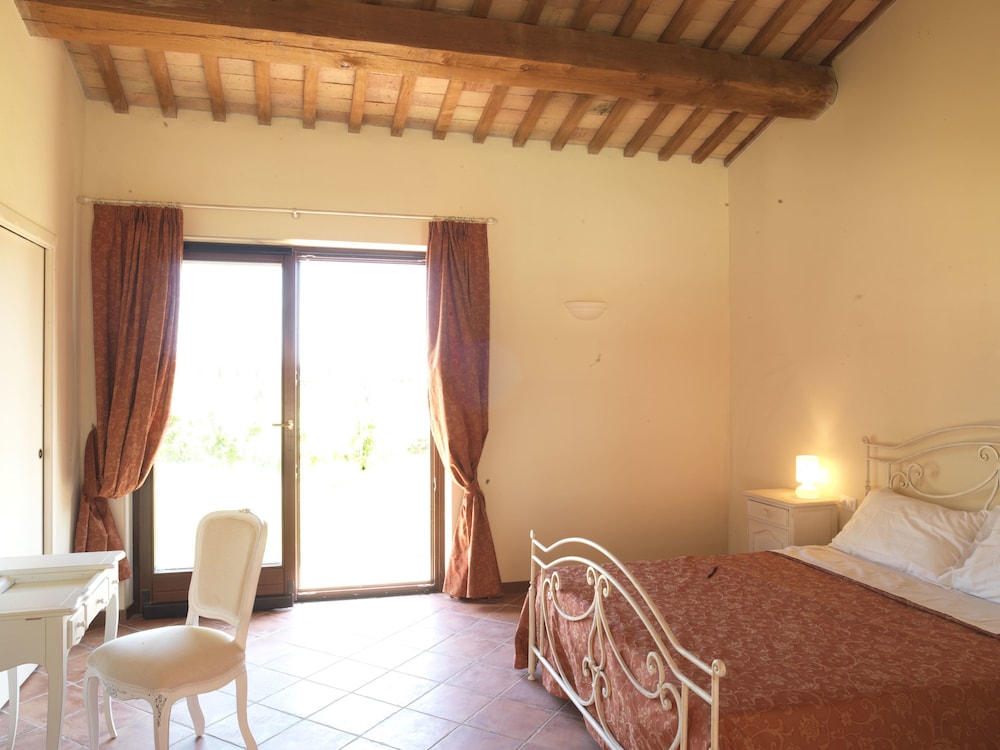 Suite, Garden View photo 1