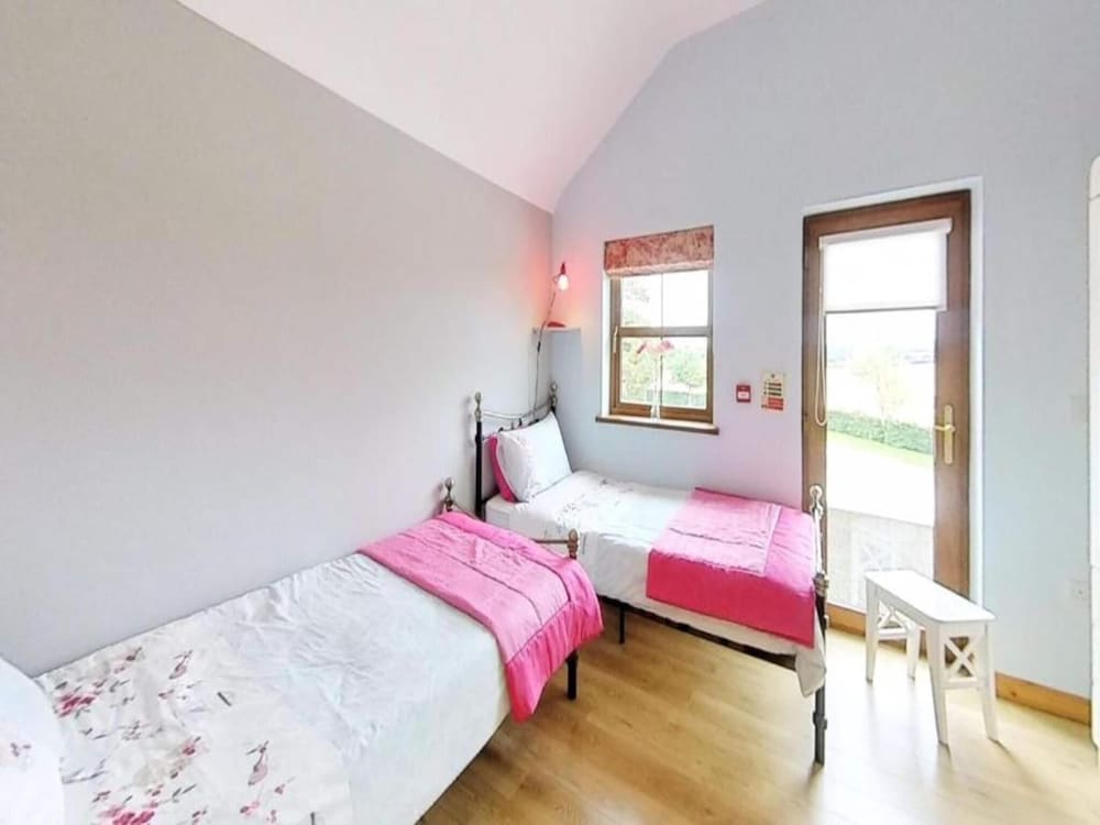 Classic Cottage, 1 Bedroom photo 3