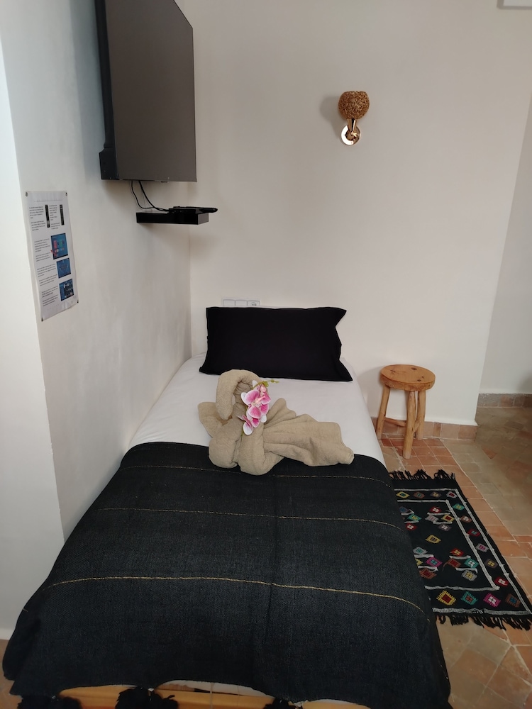 Family Triple Room photo 3