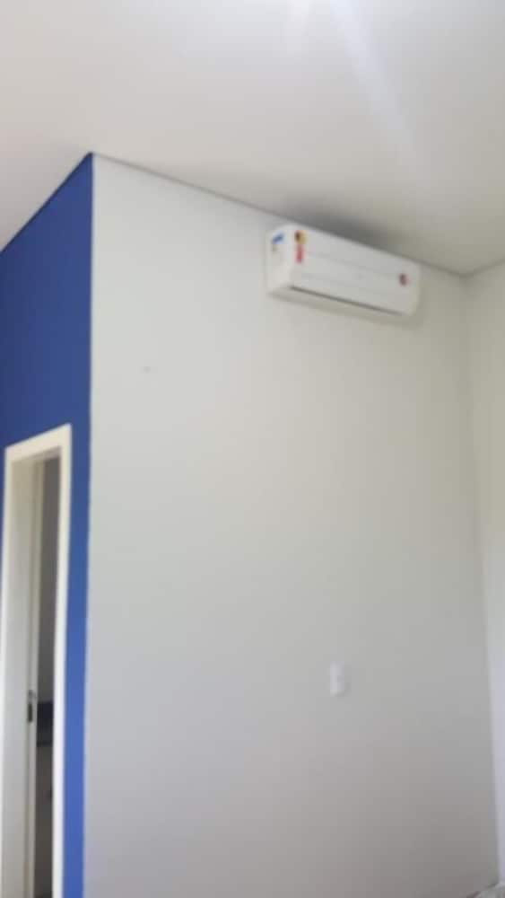 Deluxe Twin Room photo 3