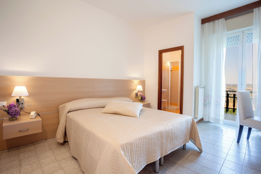 Basic Double Room, Balcony