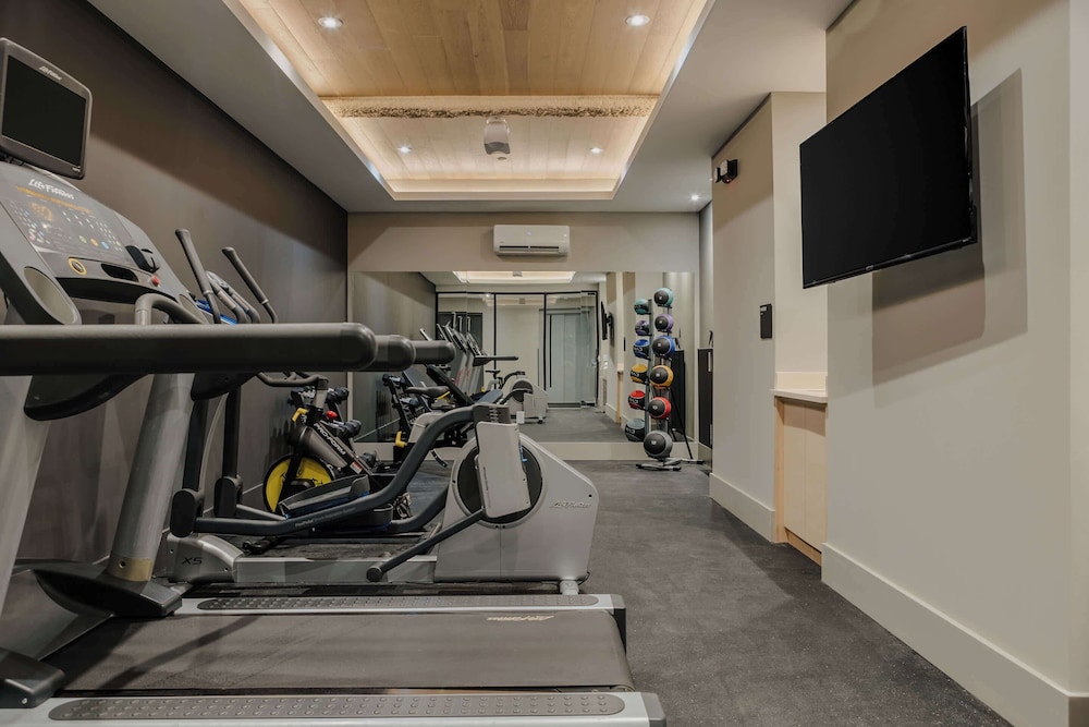 Sosuite Corner 1bed Apt w Roof Deck, Gym, Laundry, Foto 5