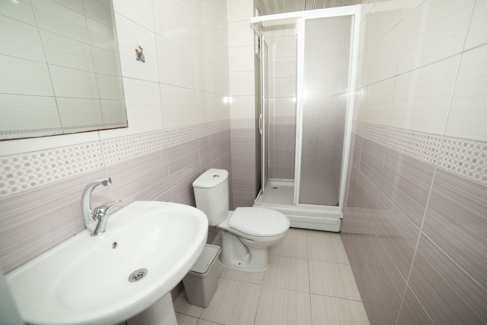 Standard Triple Room - Photo 14