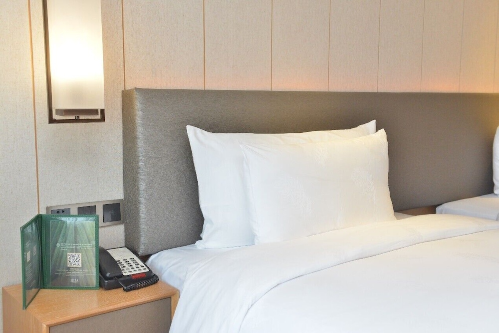 E500 Twin Bed Room - Photo 2