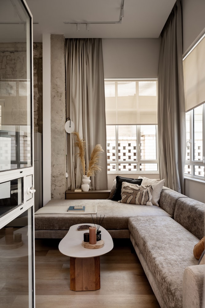 Luxury Apartment, 2 Bedrooms, Garden View photo 3