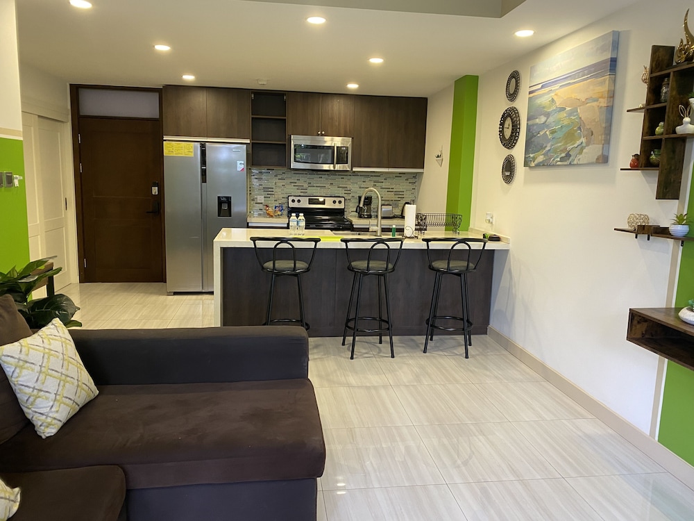 Apartment photo 2