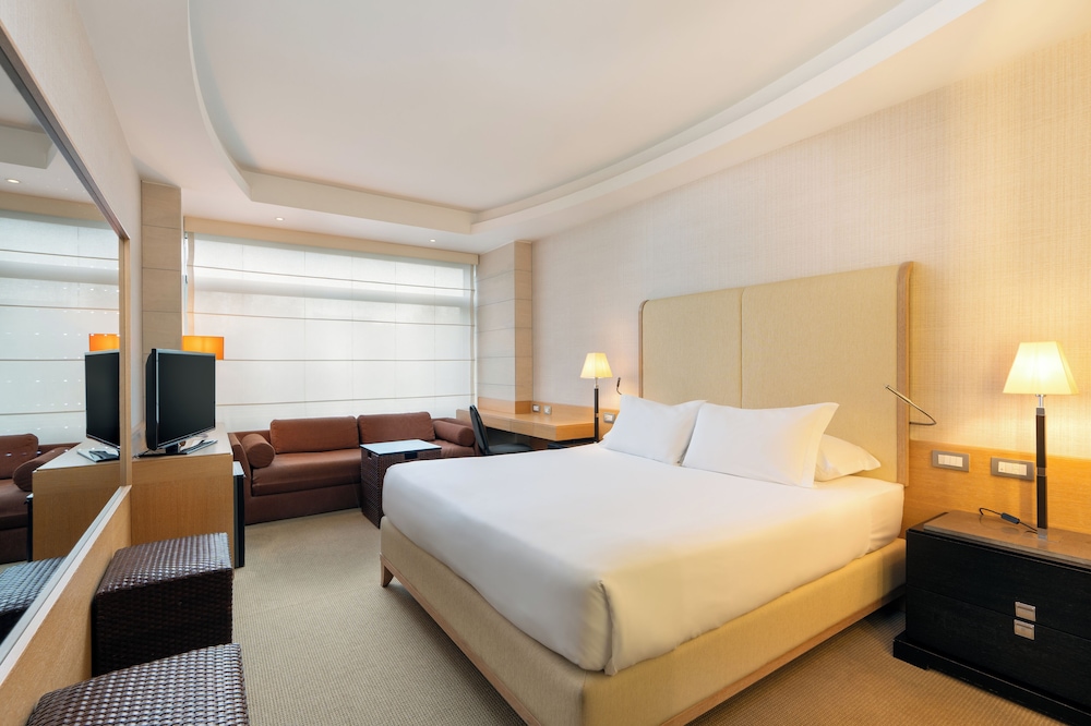 Superior Triple Double Bed - Photo 1
