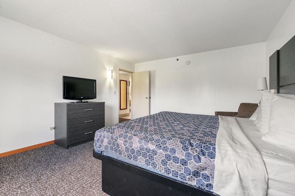 Chicago Club Suite with Balcony
