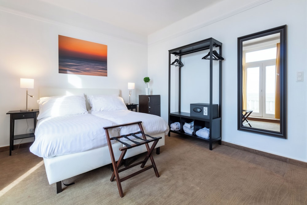 Classic Double or Twin Room, Sea View photo 1