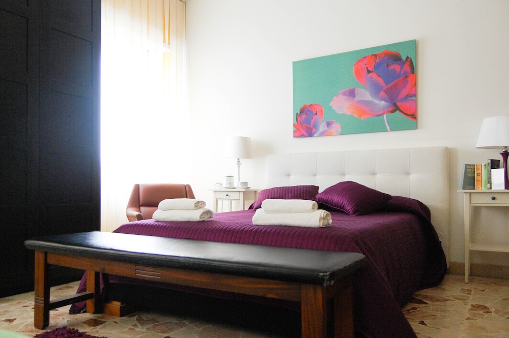 Quadruple Room, Shared Bathroom (External)