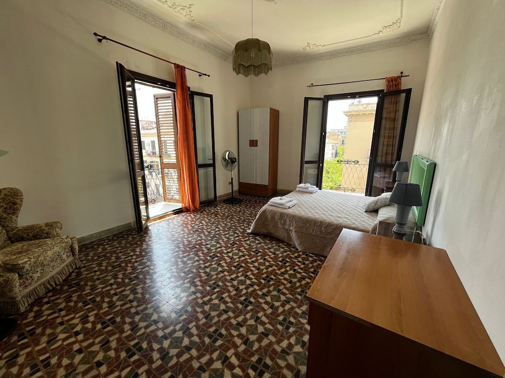 Comfort Triple Room, Balcony, City View