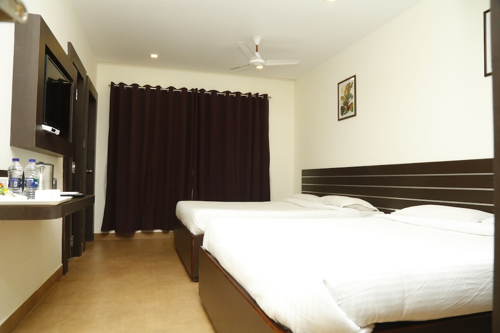 Luxury Room - Photo 1