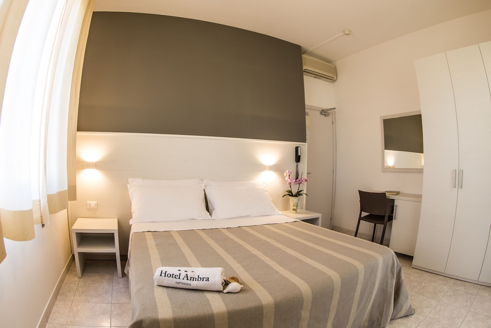 Classic Double Room - Photo 1
