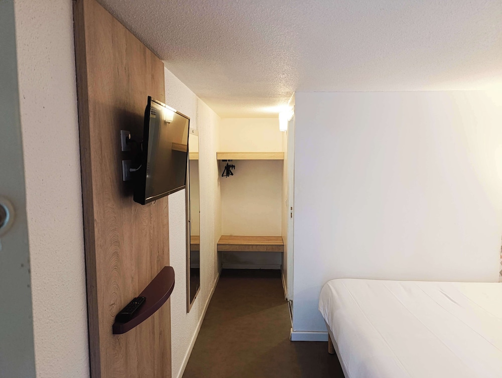 Room, Multiple Beds - Photo 2