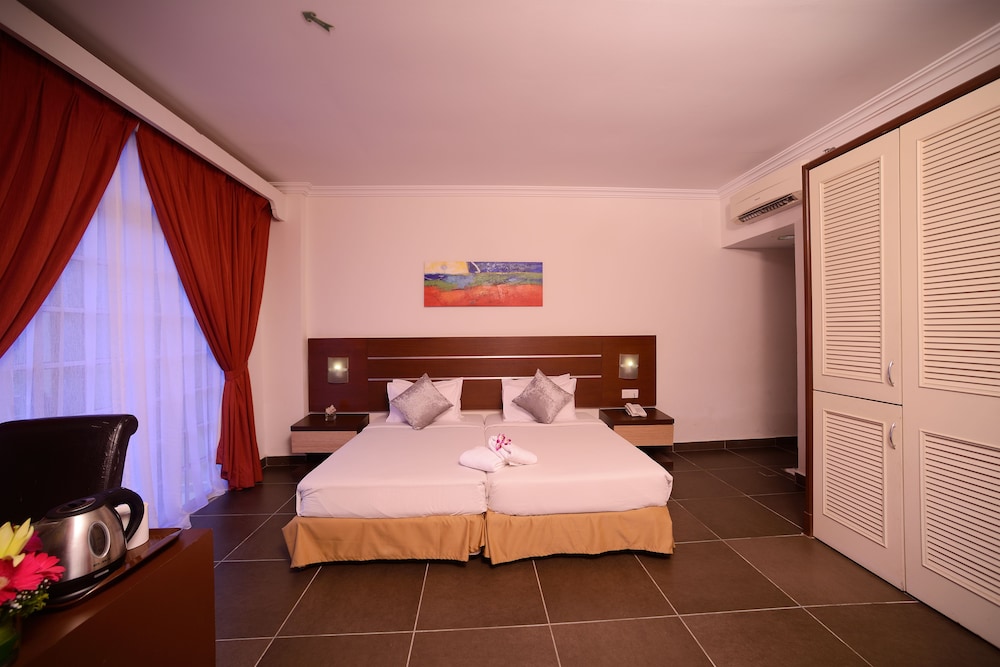 Deluxe Double Room - Photo 1