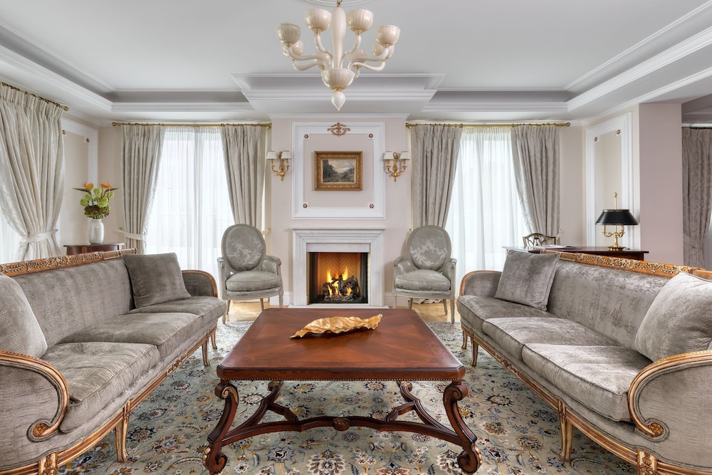 Suite, 2 Bedrooms (View) thumbnail 6