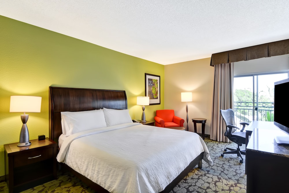 One King Bed, Accessible - Photo 1