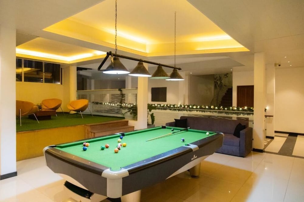 Deluxe Triple Room, Pool View photo 2
