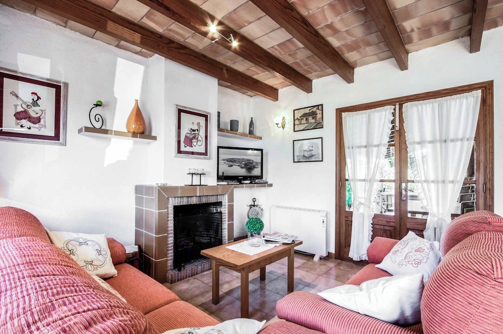 Villa (3 Bedrooms) photo 2