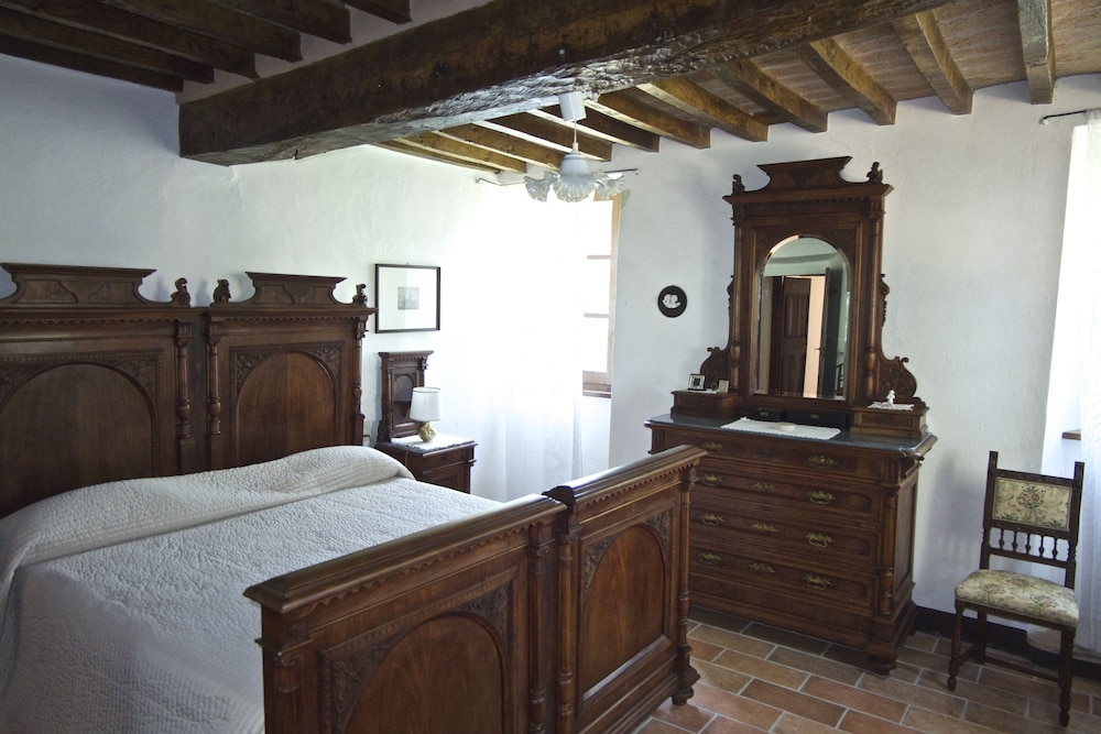 Triple Room, Multiple Beds, Hill View photo 1
