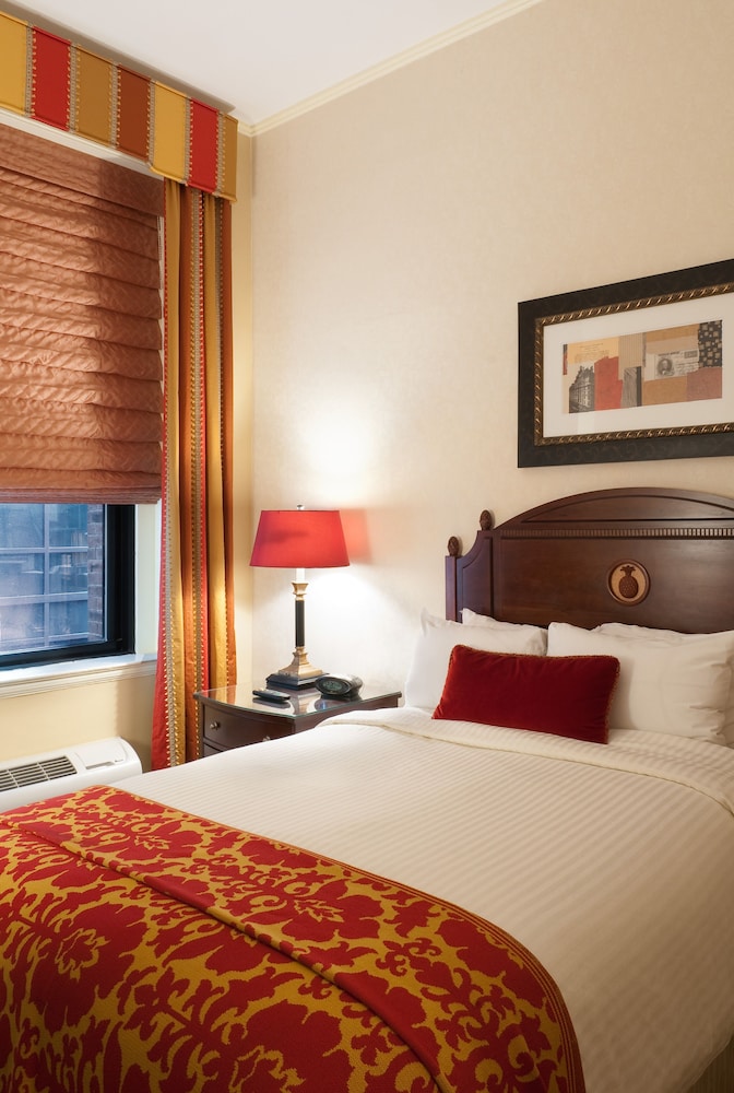 Traditional Room, Accessible