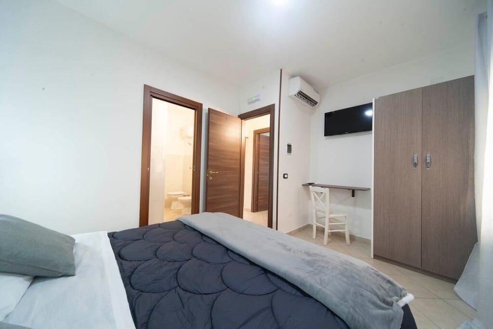 Standard Room photo 1