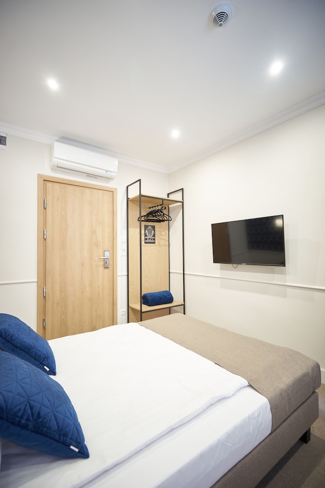 Standard Room photo 2