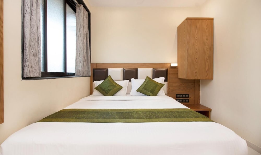 Standard Room - Photo 10