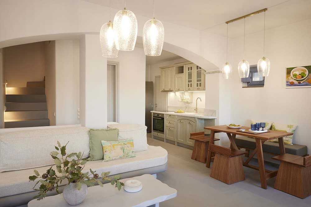 Premium Villa (Yakinthos)