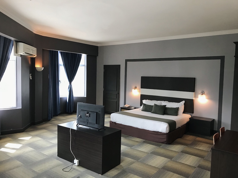 Legend Suite photo 2