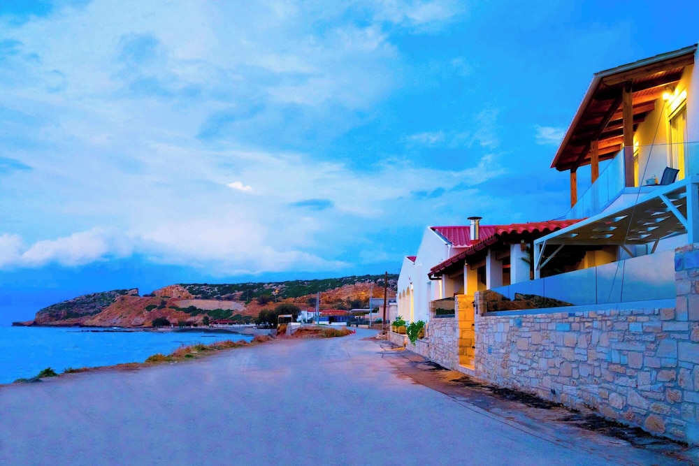 Villa (4 Bedrooms)