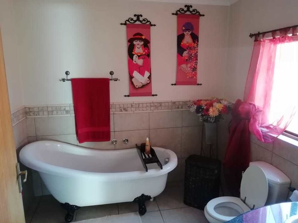 Double Room, Shared Bathroom photo 2