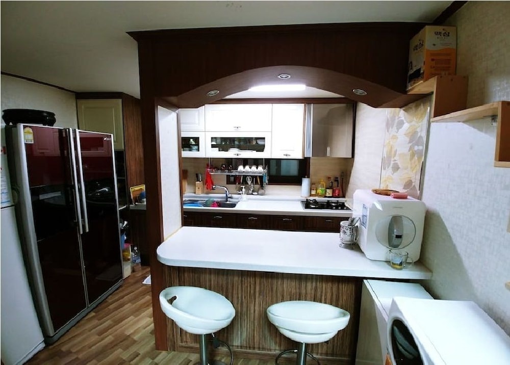 Room (1f) photo 2