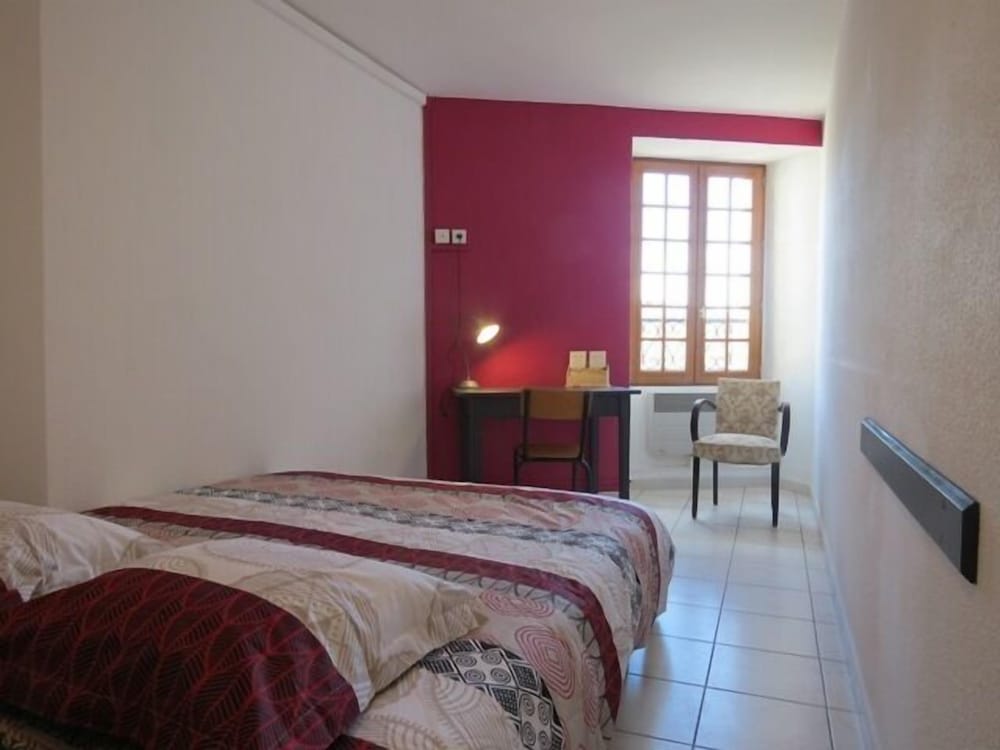 Comfort Double Room, Private Bathroom (4 La Vignette) photo 1