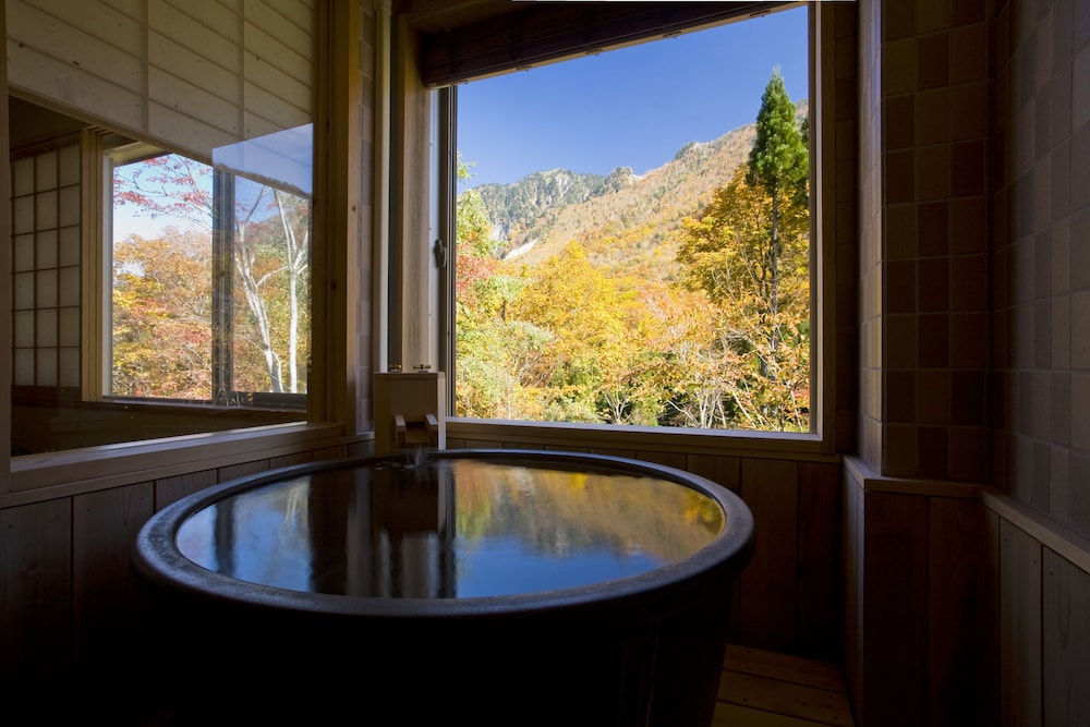 Renewal Japanese-Western Style Room with Hot Spring Bath 45sqm, Non-smoking - Photo 6
