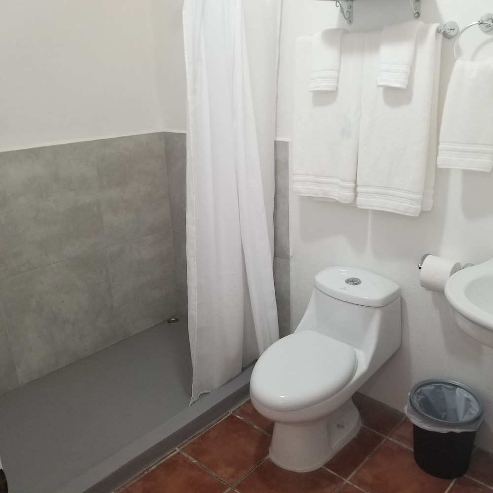 Room 10 photo 2
