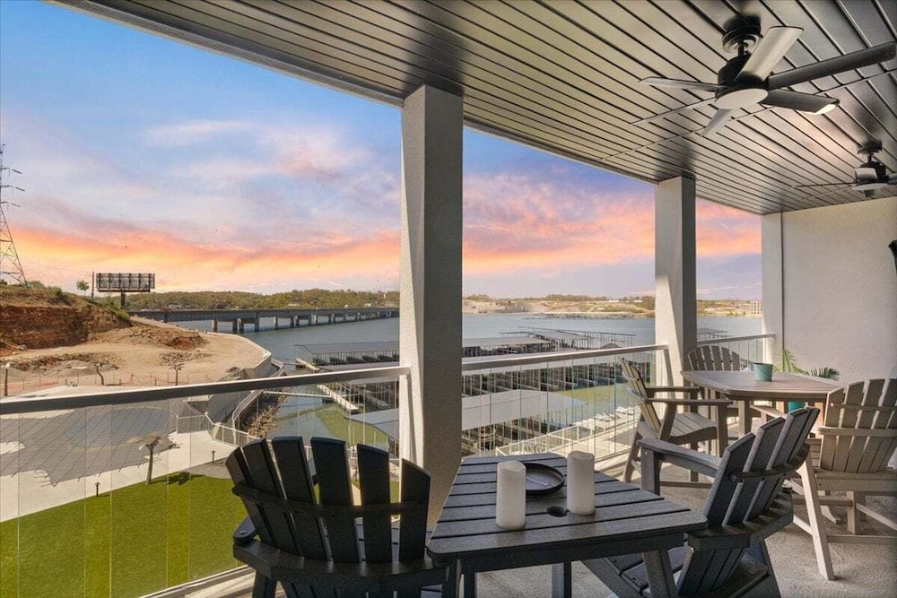 Condo, Multiple Beds, Patio (Lookout Lodge)