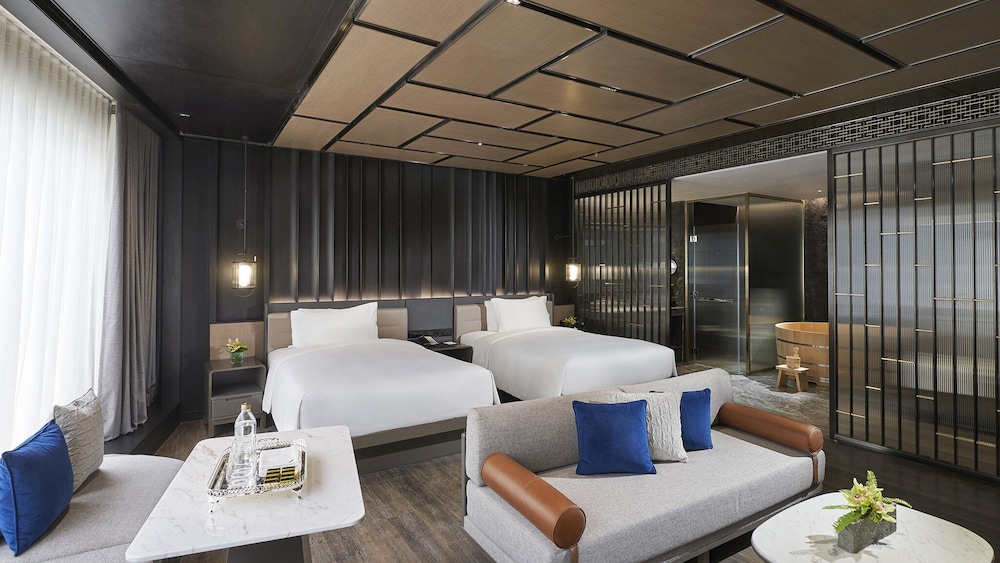Suite, 2 Twin Beds (Palace) photo 1